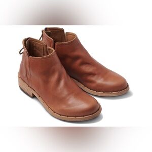 Beek Falcon Leather Ankle Bootie in Cognac